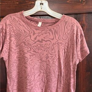 Lululemon Athletica Pink Graphic Short Sleeve Tee